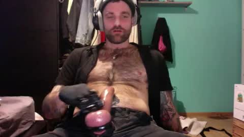 Snapshot of throatfucker2000 chatting on 1, 2, 2025 throatfucker2000 online show from 1, 2, 2025