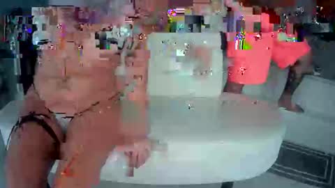 Snapshot of throatgoatidagaf chatting on 23, 11, 2025 Ida online show from 23, 11, 2025