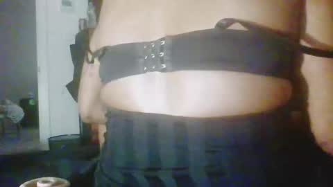 Snapshot of thugpucci chatting on 4, 4, 2026 thugpucci online show from 4, 4, 2026