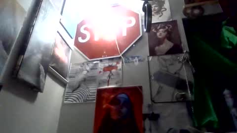 thunder8u42 online show from 4, 12, 2025