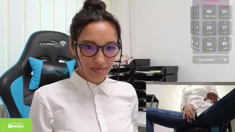 tia_j online show from 25, 9, 2025