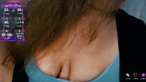 Snapshot of tia_meow chatting on 21, 11, 2025 tiameow online show from 21, 11, 2025