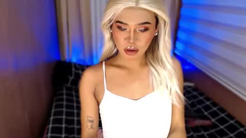 Snapshot of tiara_perezx chatting on 11, 10, 2025 Sam online show from 11, 10, 2025