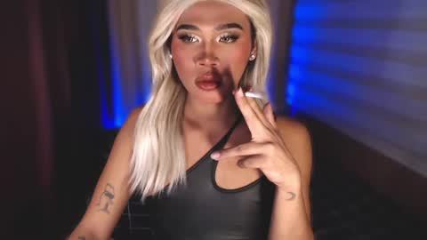 Snapshot of tiara_perezx chatting on 25, 10, 2025 Sam online show from 25, 10, 2025