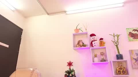 Snapshot of tiarha_ chatting on 17, 11, 2025 Tiarha online show from 17, 11, 2025