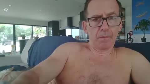 JustMe online show from 1, 3, 2025