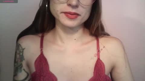 Snapshot of tifanny_a chatting on 3, 11, 2025 Tifanny online show from 3, 11, 2025