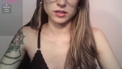 Snapshot of tifanny_a chatting on 21, 11, 2025 Tifanny online show from 21, 11, 2025