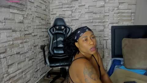 Snapshot of tifanny_fiire chatting on 28, 10, 2025 leidy online show from 28, 10, 2025