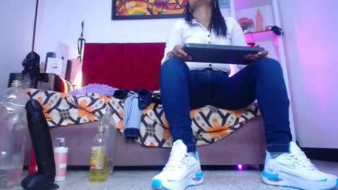 Snapshot of tifanny_nails chatting on 23, 11, 2025 Tifanny Nails online show from 23, 11, 2025