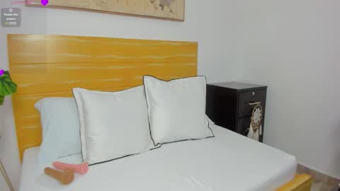 T I F F A N N Y online show from 21, 11, 2025