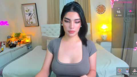 Snapshot of tiffany_cams chatting on 25, 11, 2025 Tiffany online show from 25, 11, 2025