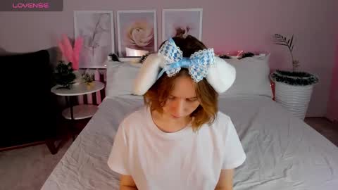 Snapshot of tiffany_roy chatting on 29, 12, 2024 tiffany_roy online show from 29, 12, 2024