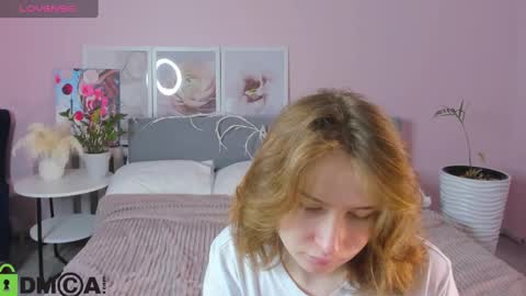 Snapshot of tiffany_roy chatting on 5, 3, 2025 tiffany_roy online show from 5, 3, 2025