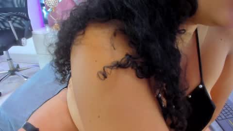 Snapshot of tiffanymiller01 chatting on 20, 12, 2024 Tiffany Miller online show from 20, 12, 2024