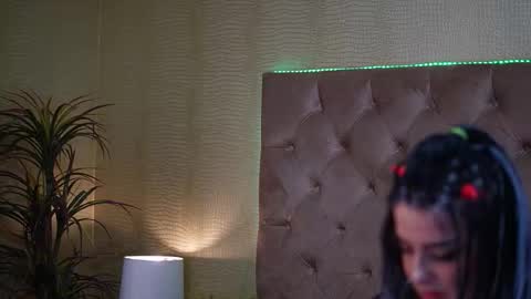 Snapshot of tiffanytrinity chatting on 14, 10, 2025 Tiffany online show from 14, 10, 2025