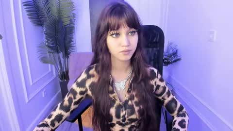 Snapshot of tiffanyyoun chatting on 10, 11, 2025 tiffanyyoun online show from 10, 11, 2025