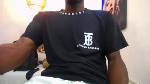 Snapshot of tigga_sall chatting on 18, 9, 2025 Tigga Sall online show from 18, 9, 2025