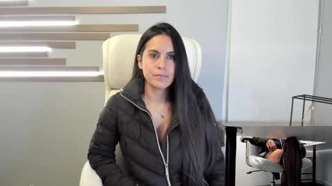 tiinyangel online show from 9, 2, 2026