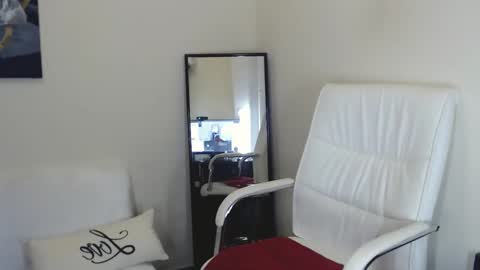 Tilly online show from 7, 1, 2025