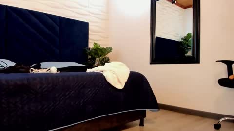 Snapshot of tim__fox chatting on 12, 10, 2025 Tim Fox online show from 12, 10, 2025