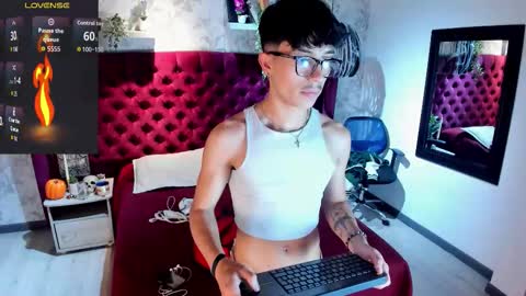 Snapshot of tim__fox chatting on 2, 11, 2025 Tim Fox online show from 2, 11, 2025