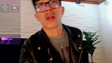 Snapshot of tim__fox chatting on 3, 11, 2025 Tim Fox online show from 3, 11, 2025