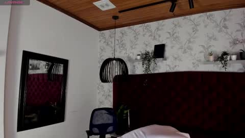 Snapshot of tim__fox chatting on 20, 11, 2025 Tim Fox online show from 20, 11, 2025