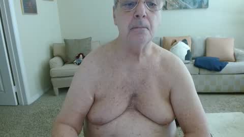 Snapshot of timealone120000 chatting on 7, 4, 2026 timealone120000 online show from 7, 4, 2026