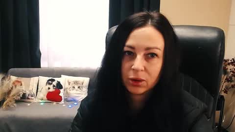 Luisa online show from 10, 11, 2025