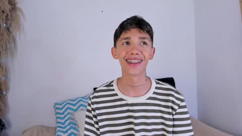 Timothy 21 years old online show from 13, 12, 2024