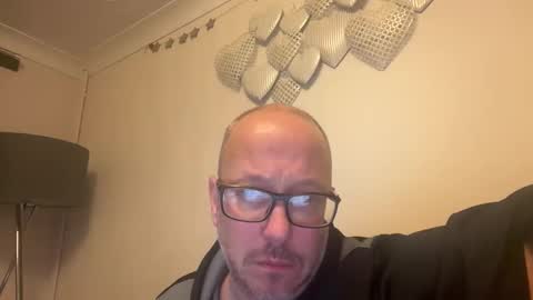 Snapshot of timtim19781978 chatting on 15, 12, 2025 timtim19781978 online show from 15, 12, 2025