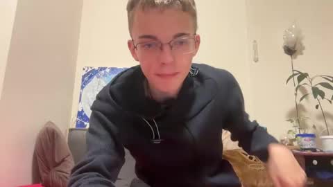 Snapshot of timveret chatting on 1, 12, 2024 Wizard online show from 1, 12, 2024