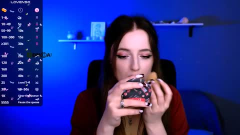 Snapshot of tina_blade_ chatting on 21, 11, 2025 tina_blade_ online show from 21, 11, 2025