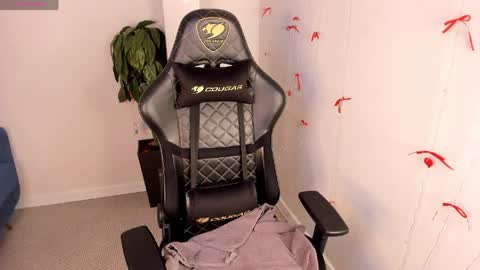 Snapshot of tina_carol chatting on 2, 4, 2026 tina_carol online show from 2, 4, 2026