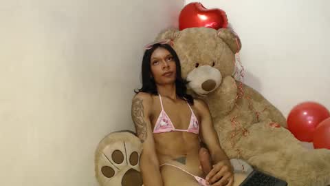tinaa_williams online show from 14, 2, 2025