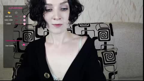 Snapshot of tinawincee chatting on 2, 2, 2025 Tina online show from 2, 2, 2025