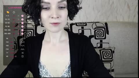 Snapshot of tinawincee chatting on 5, 2, 2025 Tina online show from 5, 2, 2025