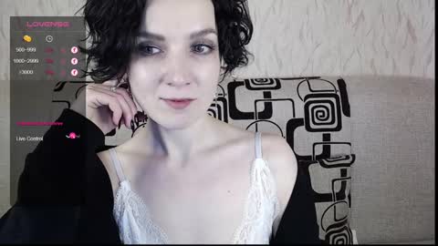Snapshot of tinawincee chatting on 26, 2, 2025 Tina online show from 26, 2, 2025