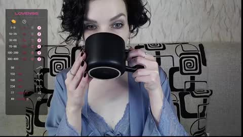 Snapshot of tinawincee chatting on 7, 3, 2025 Tina online show from 7, 3, 2025