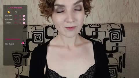 Snapshot of tinawincee chatting on 14, 9, 2025 Tina online show from 14, 9, 2025