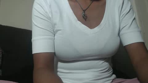 Snapshot of tinaxxxpetitexoxo chatting on 12, 2, 2026 Tina online show from 12, 2, 2026