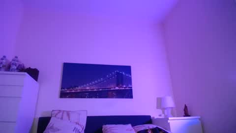 tinkerbell822 online show from 26, 1, 2025