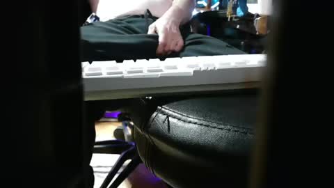 tinkertrain420 online show from 3, 3, 2025