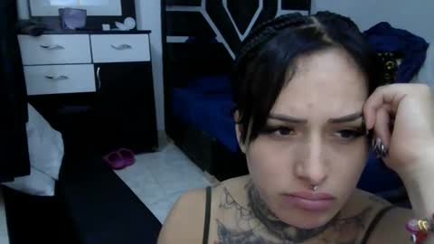 I AM BELLA  ----------- follow my  IG  TINNS 69 online show from 1, 3, 2025