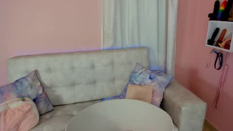 Snapshot of tiny_cora chatting on 5, 2, 2025 tiny_cora online show from 5, 2, 2025