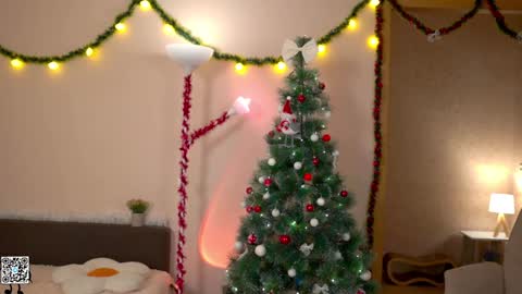 Lyssa     online show from 25, 12, 2024