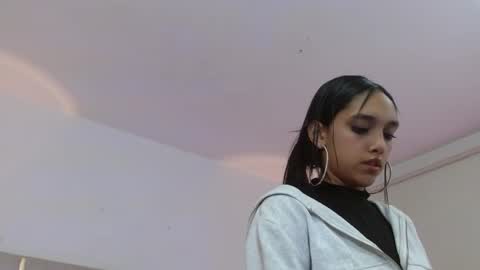 tiny_tay online show from 15, 2, 2026