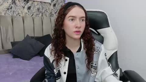 tinysophi online show from 4, 2, 2026