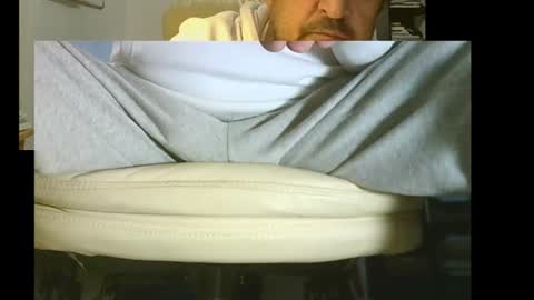 Snapshot of tiptosuckme chatting on 8, 3, 2026 Tip online show from 8, 3, 2026